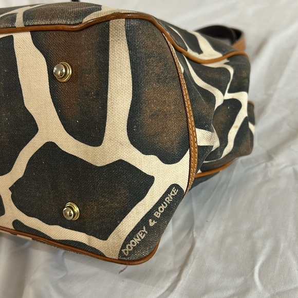 VTG DOONEY AND BOURKE GIRAFFE ANIMAL PRINT CANVAS/LEATHER TOTE SHOULDER BAG - Picture 10 of 14